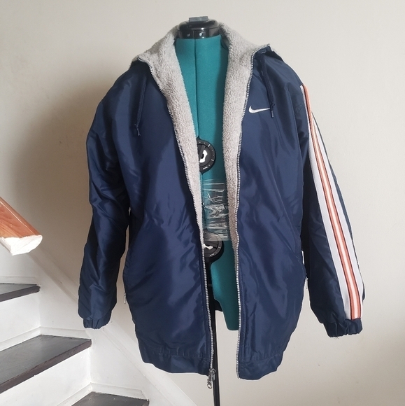 Vintage Sherpa Lined Nike Jacket - Picture 5 of 15